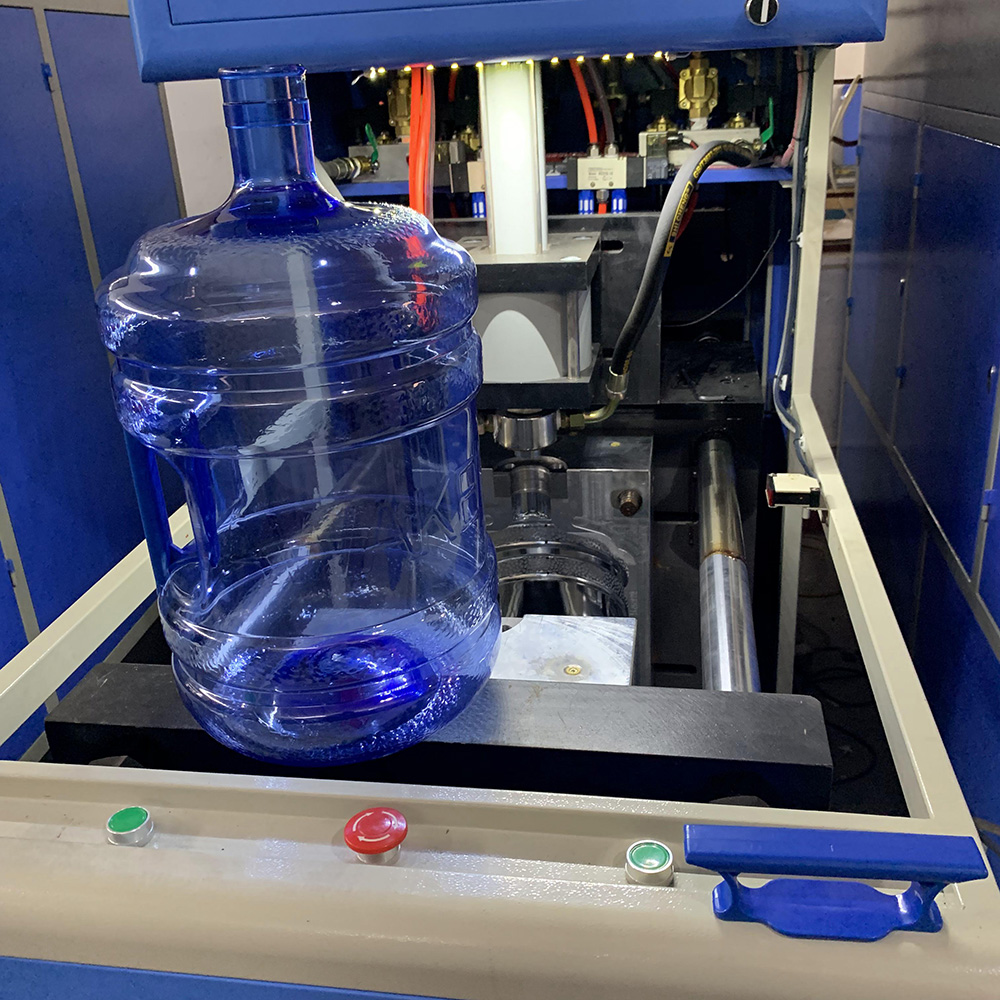 How Smart PLC Control Improves PET Bottle Production Stability and Reduces Scrap Rate