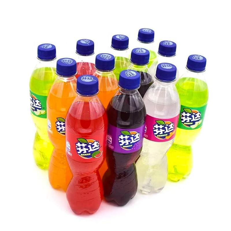 Carbonated soft drink PET bottle with pressure-resistant base